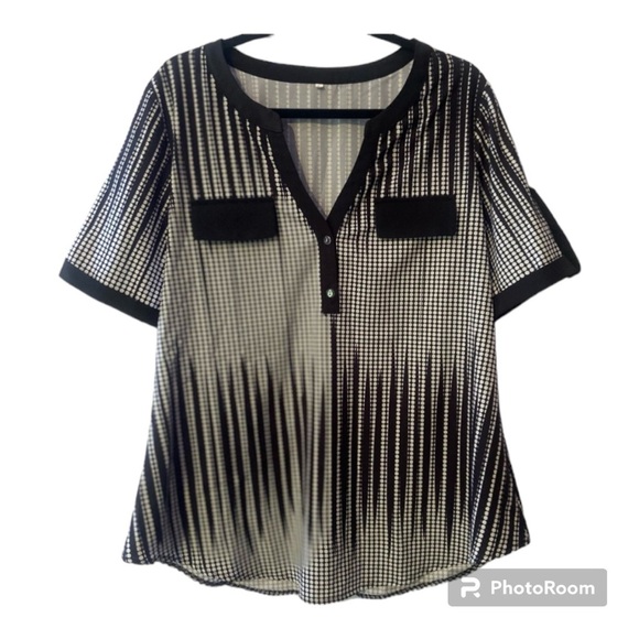 Size Large top feels silky and cool. Light. Dress shirt, short sleeve, loose. - Picture 1 of 7